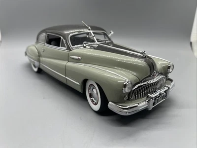 Danbury Mint 1948 Buick Roadmaster Coupe 1:24 Diecast Scale w/Box - Image 1 of 4
