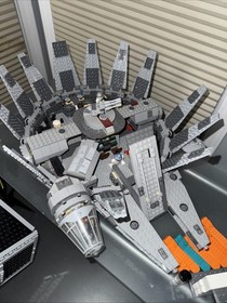 LEGO Star Wars Millennium Falcon 7965 100% Complete