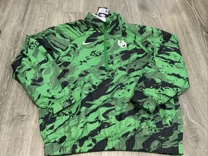 Nike Oregon Ducks Hoodie Pullover Jacket Men’s Size: Small Oversized NWT Green - Picture 1 of 5