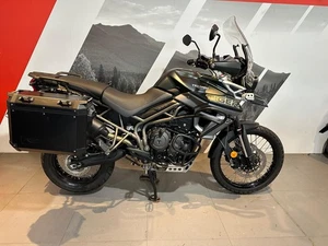 Triumph Tiger 800 XCA 2018 with only 6254 miles + Panniers - Picture 1 of 10