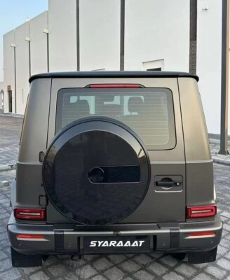 Real Carbon Spare Wheel Tire Cover For Mercedes Benz W463 G500 G550 G63 G65 - Image 1 of 4