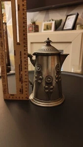 Vintage Arts & Crafts Lidded Pewter Jug. - Picture 1 of 9