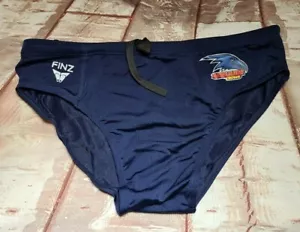 BNWT Size 22 Mens AFL Adelaide Crows Racer Navy Elastic Waist Swim Bottoms - Imagen 1 de 2
