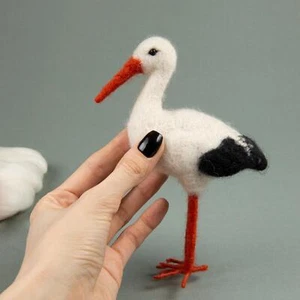 Charivna Mit Felting kit V-123C Kind reporter - Picture 1 of 3