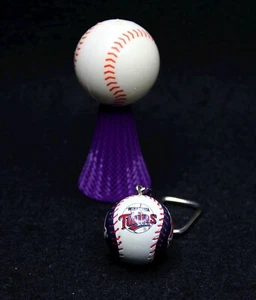MLB Minnesota Twins Baseball Keychain - Picture 1 of 7