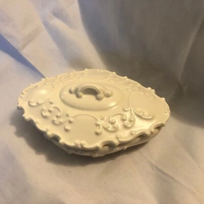 VTG 1959 Glazed White Ceramic Sorority Covered Dish Delta Kappa Gamma Biloxi Ms Foto 1 de 4
