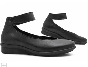 Loints of Holland Black Leather Sydney Mary Jane Shoes 39 9 Ankle Strap Wedge - Picture 1 of 9