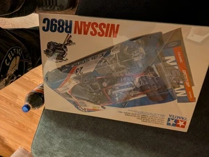 VINTAGE TANIYA NISSAN R 89C 1/24TH MODEL KIT SEALED - Picture 1 of 5