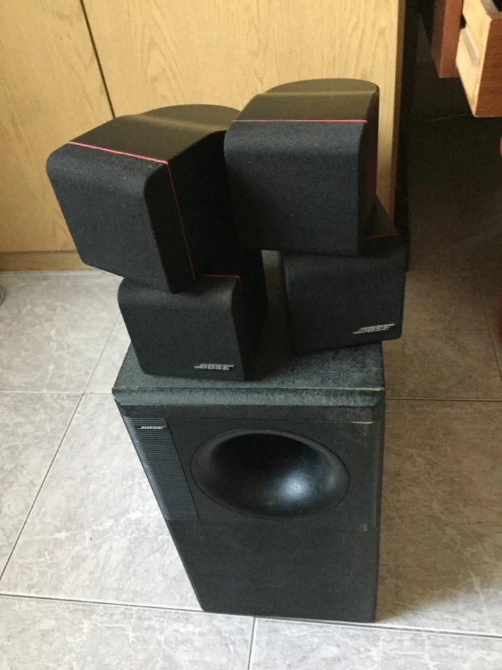 2 CASSE/DIFFUSORI BOSE ACOUSTIMASS 5 SERIES II + SUB WOOFER. 1990. OTTIMO! - Immagine 1 di 4