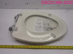 Small Marks; Bemis Easy-Clean Toilet Seat, White, Rounded. - Picture 1 of 11