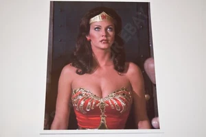 Lynda Carter Wonder Woman pinup 8x10 glossy photo Busty Sexy Cleavage tv 102 - Picture 1 of 1