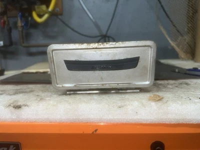 Cenicero Chevrolet 1964 1966 camioneta pickup C10 C20 C30 K10 K20 Chevy 1965 Foto 1 de 4