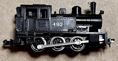 N Life-Like 7521 0-6-0 Switcher Locomotive #492 rapido couplers - Image 1 of 4