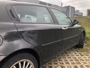 Molduras de protección lateral/protector de puerta/tiras de frotamiento ALFA ROMEO 147 - Imagen 1 de 7