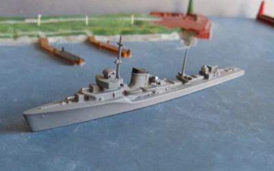 Wiking Metall Modell 1:1250 : Zerstörer Stremitelny - hellgrau - Russland - Bild 1 von 4