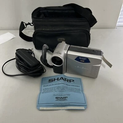Sharp VL-E630U Silver 8mm LCD Display 400X Digital Zoom Camcorder- Untested - Image 1 of 4