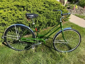 Vintage Schwinn Breeze Women's Single Speed Campus Green 1973 S5/S6 Lightweight - Picture 1 of 9