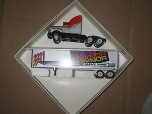 WINROSS 1/64 GAYNOR GARAGE DOORS TRACTOR AND TRAILER * - Picture 1 of 1
