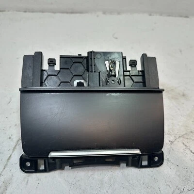 2013-2016 AUDI A4 ALLROAD FRONT CENTER CONSOLE STORAGE ASHTRAY W/ LIGHTER OEM - Imagem 1 de 4