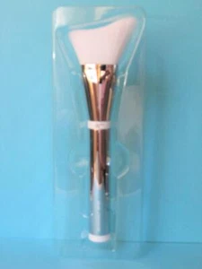 IT COSMETICS HEAVENLY SKIN Fondotinta che abbraccia la pelle PENNELLO # 707 - Foto 1 di 1
