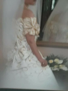 Wedding gown off shoulder Gold beaded Unique SZ 4 still in storage box - Picture 1 of 9