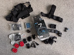 GoPro HERO7 Black Action Camera Live Streaming Stabilisation 64GB + Accessories! - Picture 1 of 10
