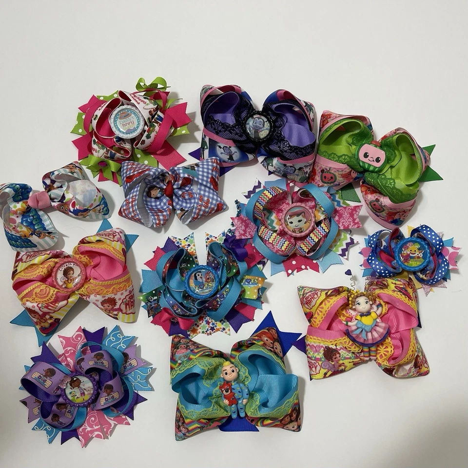 Lot of 12 Boutique Character Bows – 4–5” Cocomelon, Fancy Nancy, Bubble Guppies - Image 1 of 4