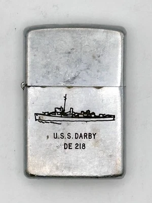 Isqueiro vintage Zippo Navy Destroyer USS DARBY DE-218 - Imagem 1 de 4
