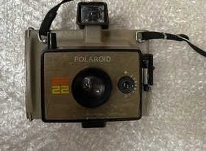 Vintage Polaroid EE22 Instant Land Camera Antique - Picture 1 of 10