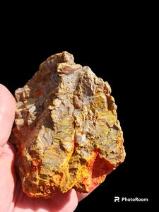 Minerale misterioso? - Foto 1 di 4