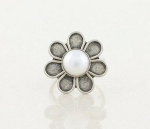 Sterling Silver Pearl Flower Ring size 6 3/4 - Picture 1 of 6