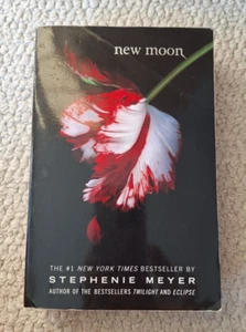 New Moon #1 - Picture 1 of 5