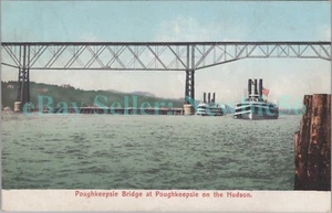 Poughkeepsie NY - HUDSON RIVER DAYLINERS UNDER TRAIN BRIDGE - Postcard - Picture 1 of 2