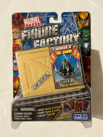 Marvel Build Figure Factory 2005 Toy Biz Fantastic Four Dr. Doom Crate&Cards NEW Cover