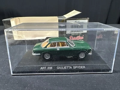 Corgi Art.206 Alfa Romeo Giulietta Spyder 1/43 Scale 1971 Diecast Green - image 1 of 4