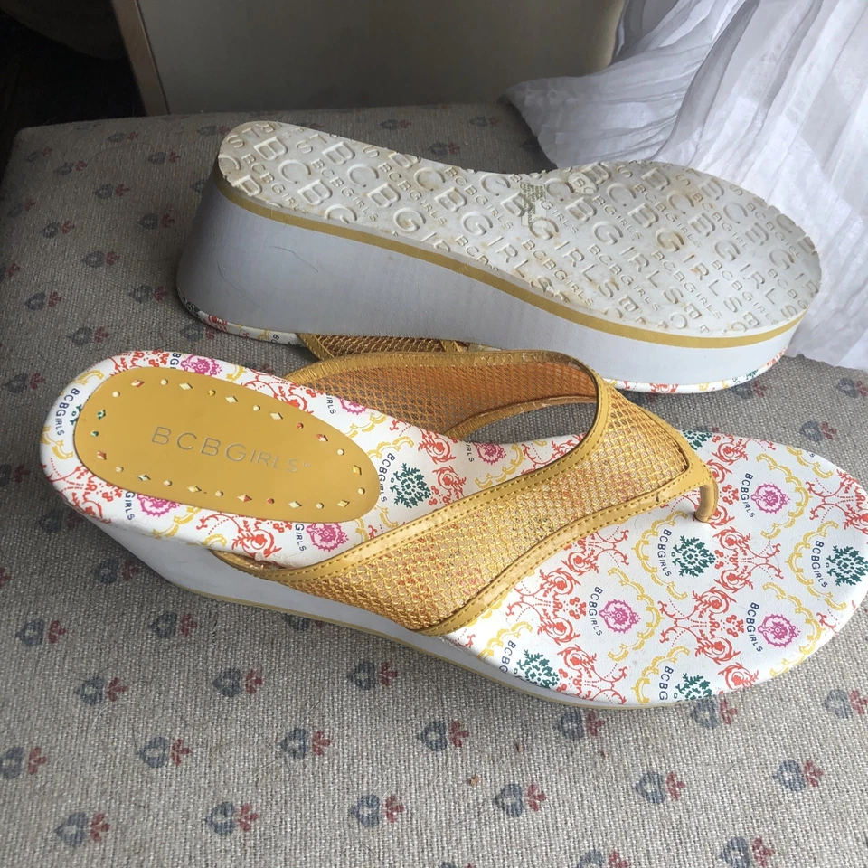 Sandalia BCB niñas talla 10 Foto 1 de 1