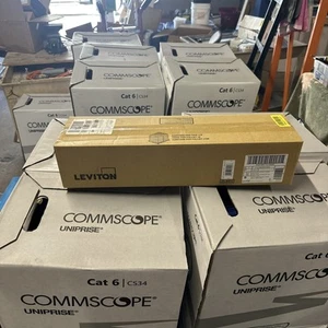 Leviton 210-492RU-HFO VERSI-DUCT-HORZ C-MGMT 2RU F-"3x3" Cable Management NEW  - Afbeelding 1 van 2