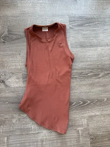 Gymshark Elevate Assymetric Tanktop Größe Small - Bild 1 von 3