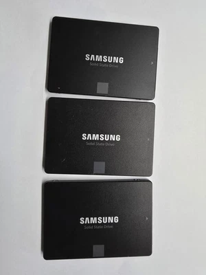 Joblot Of 3 Samsung 250gb 2.5" SSD Drives V-nand SSD 860 Evo Mz-76e250 - Image 1 of 2