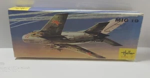1/72 Scale Heller, Russian Mig 19 Jet Airplane Model Kit - Bild 1 von 7