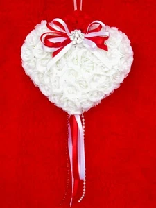 White Roses, Door/Wall/Shelf Hanging Heart Home Decor - Picture 1 of 3