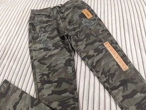 NWT MUDD High Rise Super Skinny Ankle 300 Camo Roll Cuff Repair Jeans - Picture 1 of 9