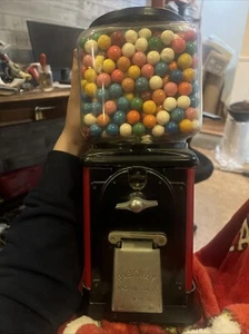Vintage Parkway Vending -  1 Cent - Gumball Bubble Gum Machine No Key Needs Lock - Picture 1 of 7