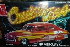 AMT 2252 1949 MERCURY COUPE CRUISIN USA BARRIS McM 1/25 Kit FS