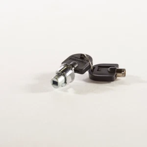 Set serratura e chiave per cassette e scatole attrezzi Kennedy include 2 chiavi e clip di blocco - Foto 1 di 3