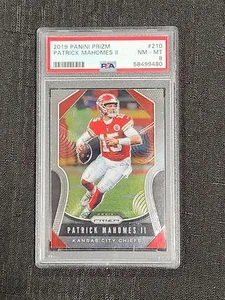 2019 Panini Prizm #210 Patrick Mahomes II Hyper PSA 8 NMMT - Picture 1 of 2