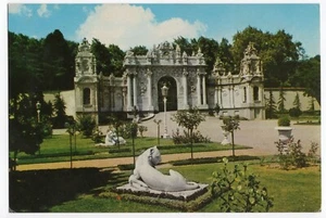 Portal of Dolmabahce Palace Istanbul Postcard - Picture 1 of 2