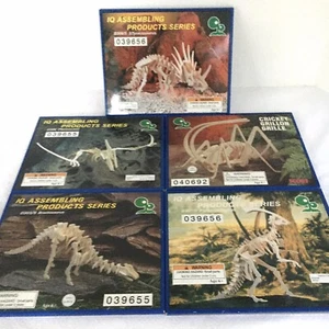 IQ Montageprodukte Holzmodelle Konvolut 5 Dinosaurier Bausätze: Brontosaurus + NEU - Bild 1 von 8
