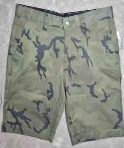 Volcom Vmonty Shorts Green Camo Chino Flat Front Size 28 Pockets Stretch NWT - Picture 1 of 3
