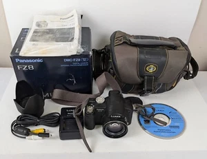 Panasonic Lumix DMC-FZ8 7.2MP Digital Camera w/ Battery,Charger,Case - Picture 1 of 21